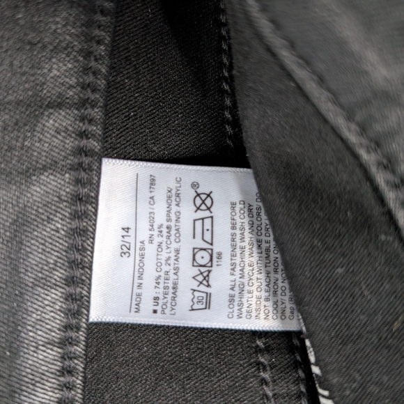 Banana Republic  Womens Curvy Hi Rise Slim Leather Look Black Jeans - Picture 3 of 7